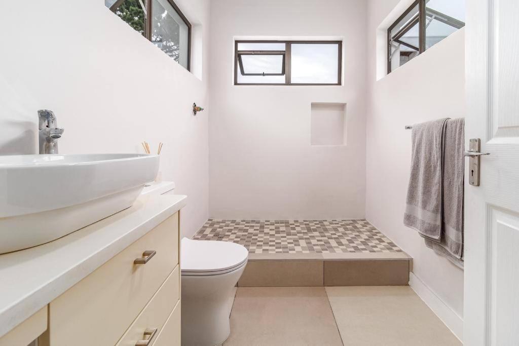 Camps Bay Loft * Cape Town